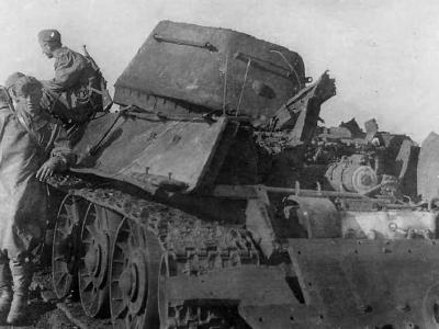 Soviet T-34 tank model 1942