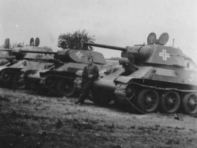 Soviet T-34 tanks of unknown Wehrmacht unit