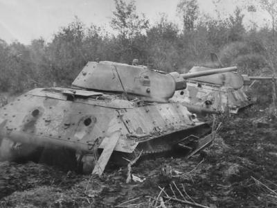 T-34/76 tanks in mud