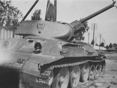 T-34 with cast turret Belarus Luninetz 2