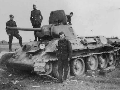 T-34 tank and Wehrmacht soldiers 22