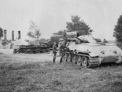 T-34 model 1940 and BT-7 tanks Operation Barbarossa