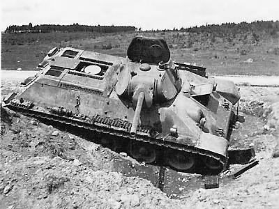 Abandoned T-34 tank 7