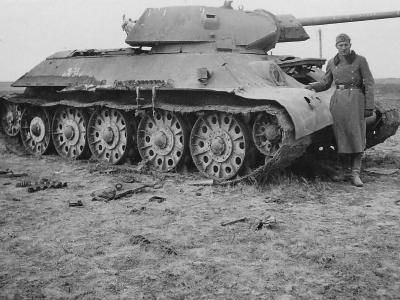 abandoned soviet tank T-34/76 model 1941 5