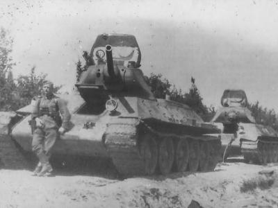 knocked out tanks T-34 abandoned by the Red Army in the summer of 1941